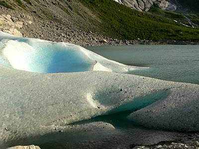 Briksdalsbreen